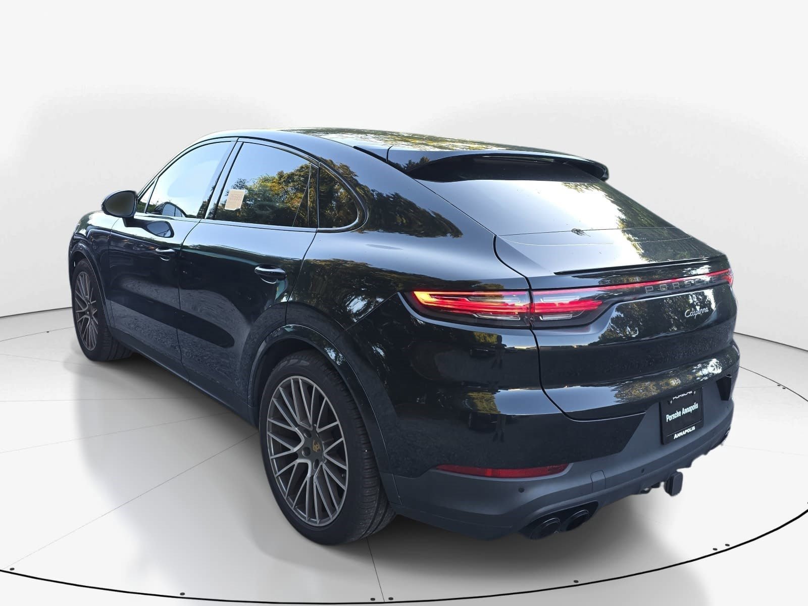 Used 2023 Porsche Cayenne Platinum Edition AWD/4WD image 6