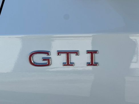 New 2026 Volkswagen GTI SE FWD image 7