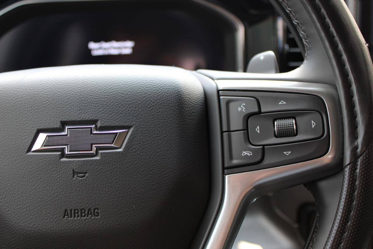 Used 2025 Chevrolet Silverado 1500 RST w/ Convenience Package II AWD/4WD image 18