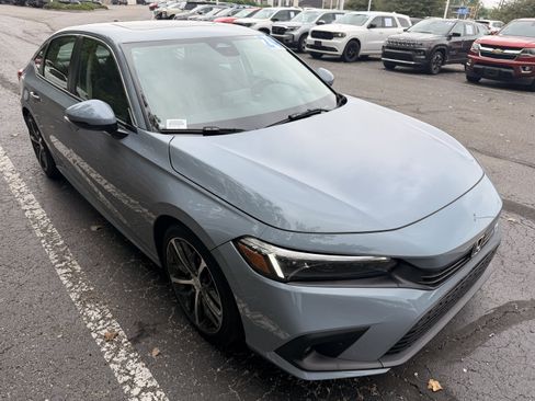 Used 2024 Honda Civic Touring image 1
