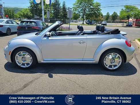 Used 2015 Volkswagen Beetle 1.8T FWD image 47