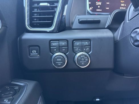 Used 2026 GMC Sierra 1500 Denali w/ Denali Reserve Package AWD/4WD image 25