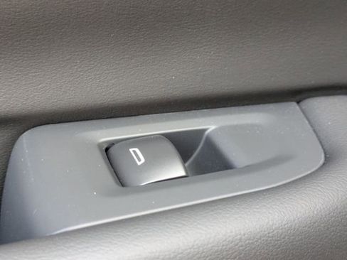 New 2026 Chevrolet Suburban LT w/ Comfort Package image 26