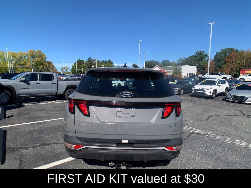 Used 2024 Hyundai Tucson SE AWD/4WD image 5