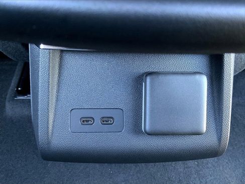 New 2026 Cadillac Lyriq V image 21