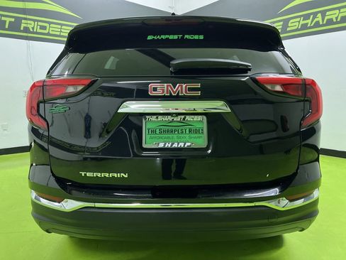 Used 2021 GMC Terrain SLT FWD image 8