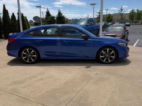 Used 2023 Honda Civic Sport image 6