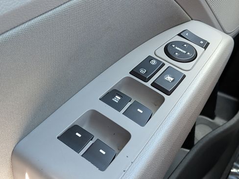 Used 2018 Hyundai Elantra SEL FWD image 21