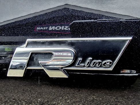 Used 2014 Volkswagen Touareg VR6 image 37