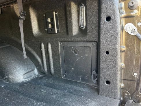 Used 2025 Ford F150 Raptor AWD/4WD image 14