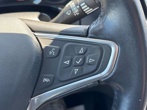 Used 2019 Chevrolet Equinox LT FWD image 20