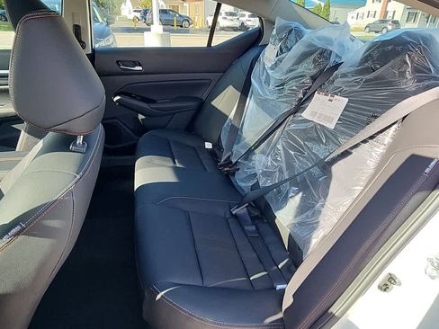 New 2025 Nissan Altima 2.5 SR w/ SR Premium Package image 7