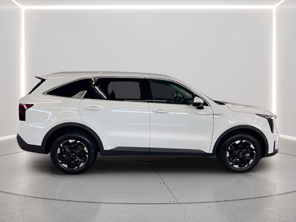 Certified 2026 Kia Sorento S AWD/4WD image 36