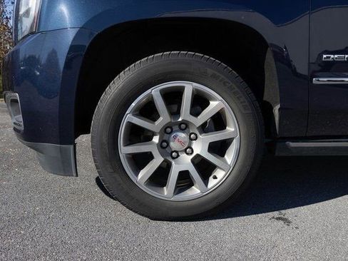 Used 2018 GMC Yukon Denali image 5