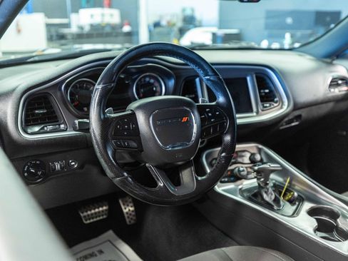 Used 2020 Dodge Challenger R/T Scat Pack RWD image 9