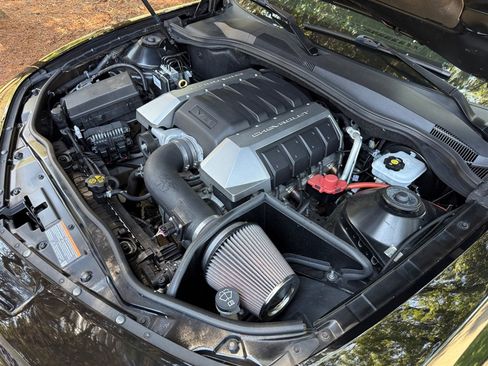 Used 2011 Chevrolet Camaro SS RWD image 60