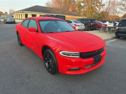 Used 2017 Dodge Charger SXT