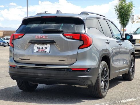 Used 2021 GMC Terrain SLT w/ Elevation Edition AWD/4WD image 7