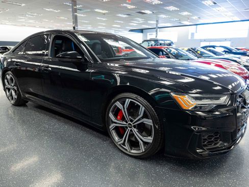 Used 2024 Audi S6 Prestige AWD/4WD image 4