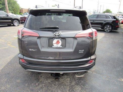 Used 2018 Toyota RAV4 XLE w/ Plus Extra Value Package AWD/4WD image 12