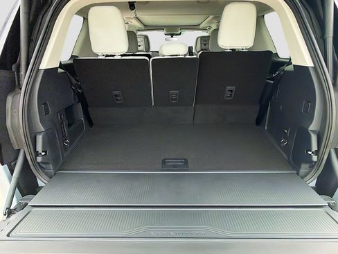 New 2026 Ford Expedition Platinum w/ Driver's Package AWD/4WD image 35