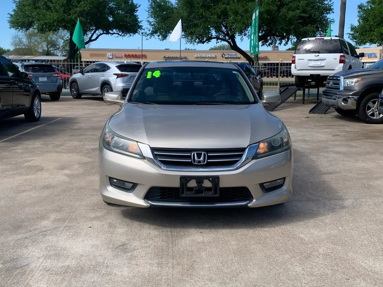 Used 2014 Honda Accord EX image 2