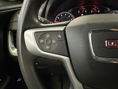 Certified 2023 GMC Terrain SLE w/ Driver Convenience Package image 10