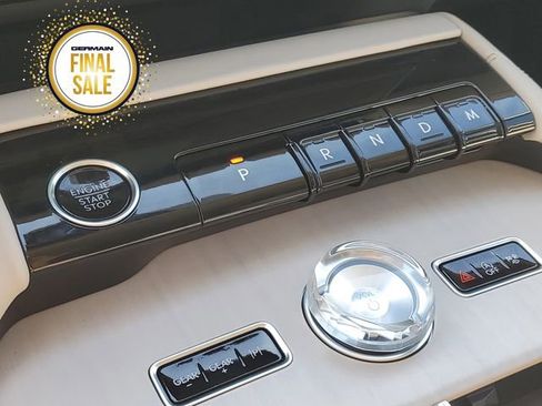 New 2025 Lincoln Navigator Reserve image 24