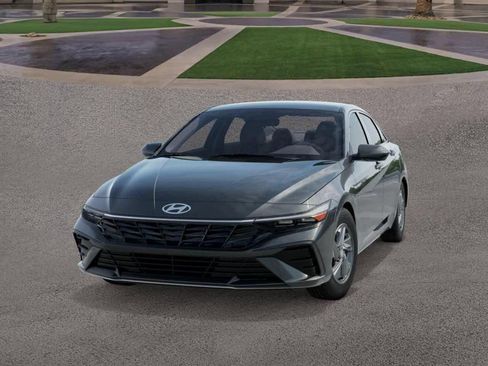 New 2026 Hyundai Elantra SE FWD image 6