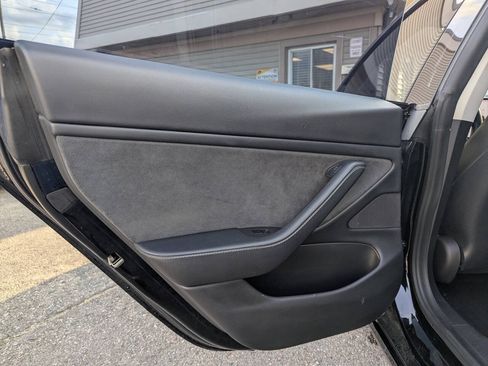 Used 2021 Tesla Model 3 Long Range AWD/4WD image 14