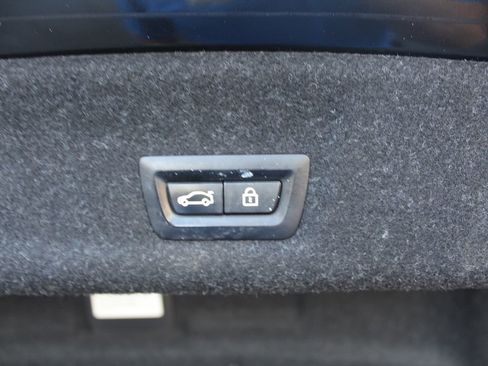 Used 2020 BMW M340i RWD image 19