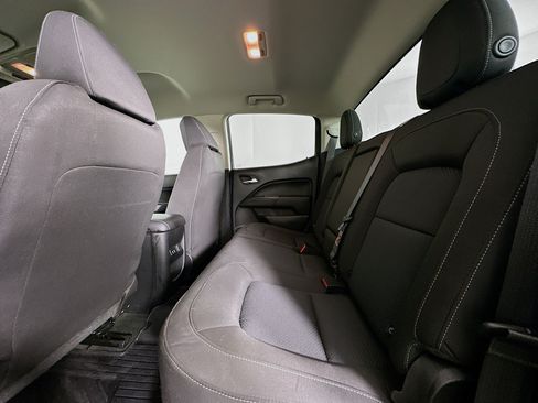 Used 2018 Chevrolet Colorado LT AWD/4WD image 26