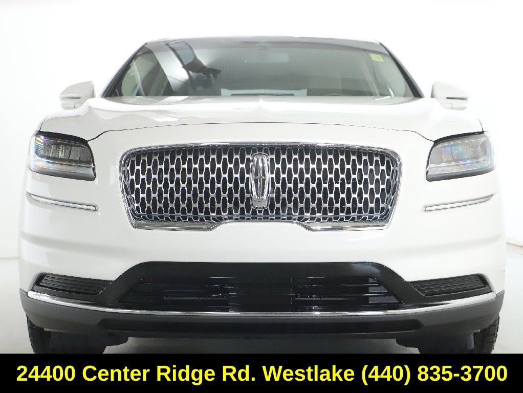 Used 2023 Lincoln Nautilus FWD w/ Premium Package image 6