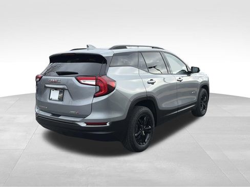 Used 2023 GMC Terrain AT4 image 3