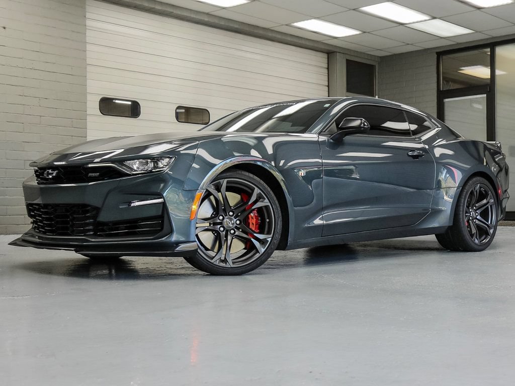 Used 2022 Chevrolet Camaro SS RWD image 2