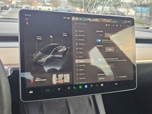 Used 2023 Tesla Model 3 Performance image 36