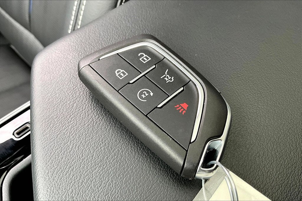 Used 2023 Cadillac Lyriq 2WD image 10