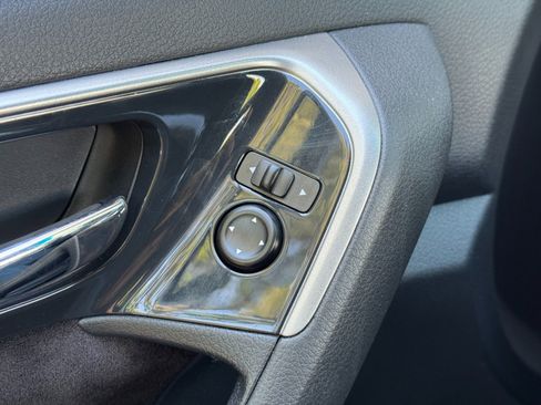 Used 2013 Nissan Altima 2.5 S image 16