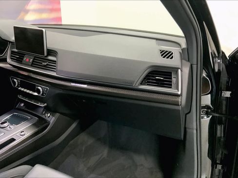 Used 2018 Audi SQ5 Premium Plus w/ S Sport Package AWD/4WD image 20