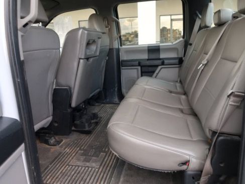 Used 2019 Ford F250 XL w/ Power Equipment Group RWD image 10