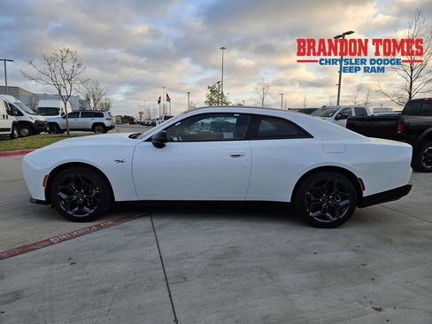 New 2026 Dodge Charger R/T w/ Blacktop Package AWD/4WD image 1