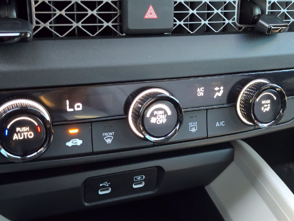 Used 2024 Honda Accord LX image 30