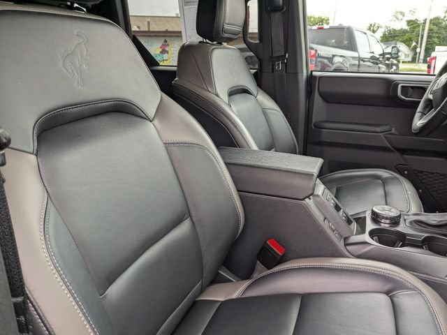 Used 2025 Ford Bronco Outer Banks AWD/4WD image 14