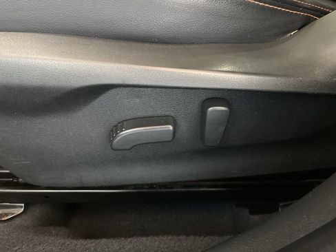 Used 2019 Subaru Crosstrek 2.0i Limited w/ Moonroof Package w/Navigation AWD/4WD image 25