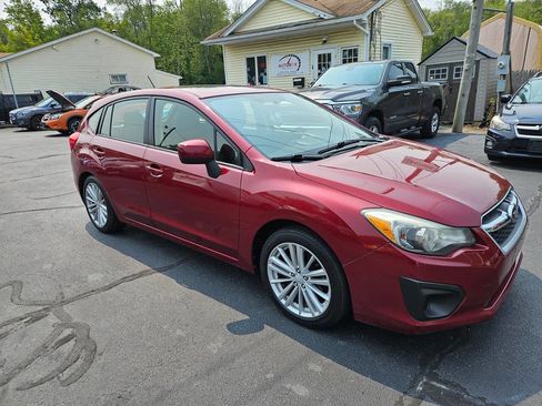 Used 2013 Subaru Impreza 2.0i Premium image 8