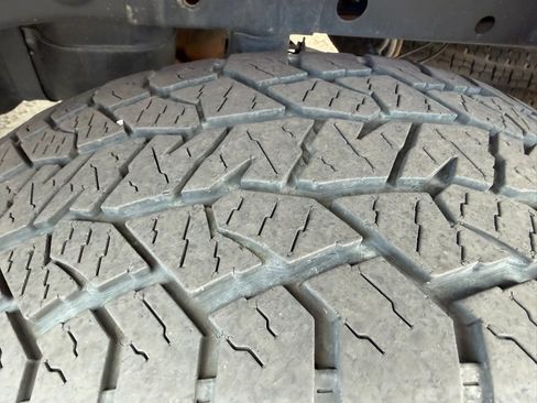 Used 2016 Ford F150 XLT w/ Equipment Group 302A Luxury AWD/4WD image 12