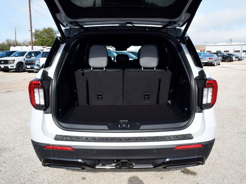 New 2026 Ford Explorer ST-Line w/ Premium Package image 22