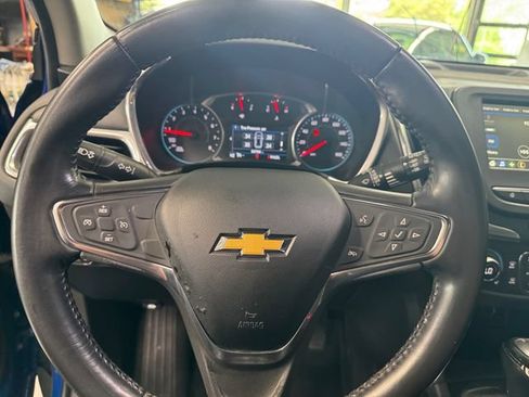 Used 2019 Chevrolet Equinox LT FWD image 19