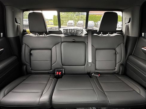 New 2026 GMC Sierra 1500 Denali w/ Denali Reserve Package AWD/4WD image 23