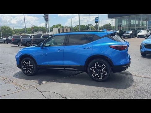 Used 2024 Chevrolet Blazer RS w/ LPO, Floor Liner Package FWD image 6
